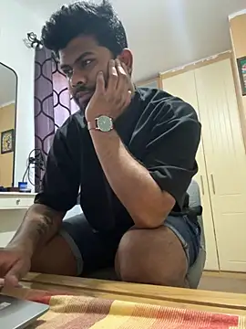 Snapshot of CrazyShashank chatting on November 23, 2:16 pm CrazyShashank online show from November 23, 2:16 pm