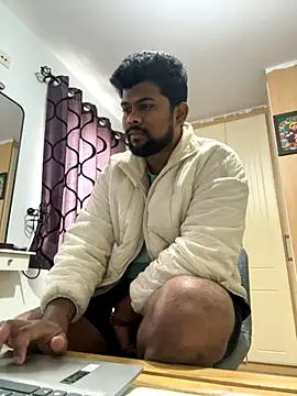 Snapshot of CrazyShashank chatting on November 30, 12:50 pm CrazyShashank online show from November 30, 12:50 pm