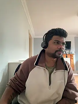 CrazyShashank online show from February 6, 12:45 pm