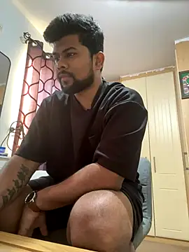 Snapshot of CrazyShashank chatting on November 25, 9:20 am CrazyShashank online show from November 25, 9:20 am