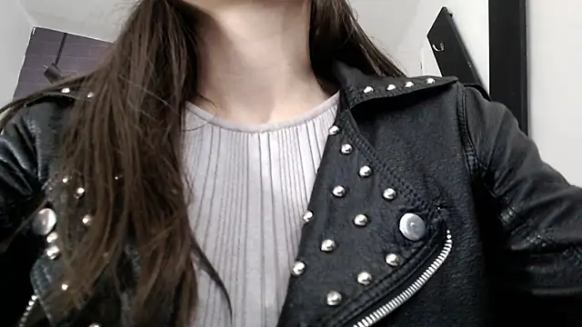 aleesha cameron02 online show from October 28, 12:15 pm