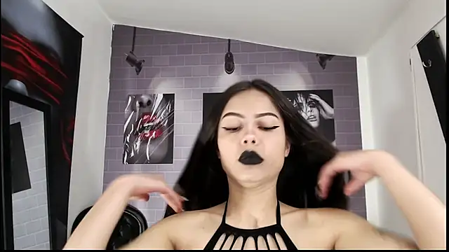 aleesha cameron02 online show from October 6, 7:14 pm