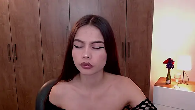 Snapshot of aleesha_cameron02 chatting on July 18, 7:11 pm aleesha cameron02 online show from July 18, 7:11 pm