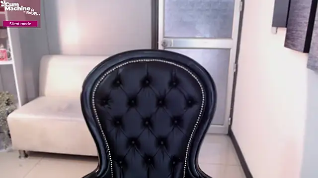 Snapshot of aleesha_cameron02 chatting on April 24, 7:49 pm aleesha cameron02 online show from April 24, 7:49 pm