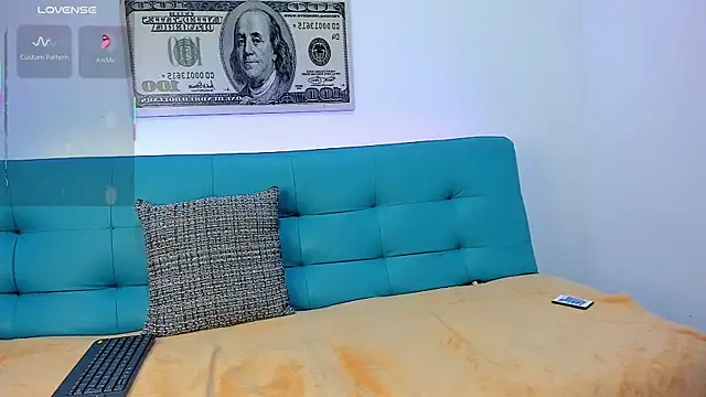 elizabeth lamer online show from April 15, 2:17 am