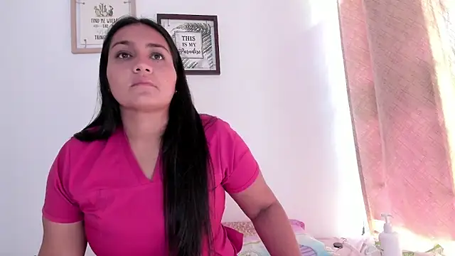 selena jhonson online show from November 4, 2:10 pm