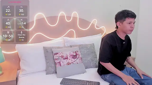 Enrrixxx  online show from October 21, 12:21 am