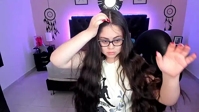 LolaVillalobos online show from March 19, 12:16 pm