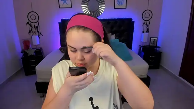 LolaVillalobos online show from March 26, 12:25 pm