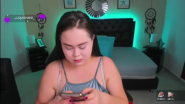Snapshot of LolaVillalobos chatting on October 2, 1:58 pm LolaVillalobos online show from October 2, 1:58 pm