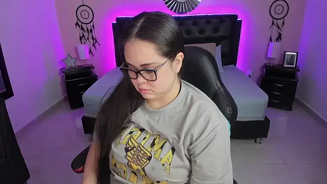 LolaVillalobos online show from February 21, 12:07 pm