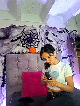 karol rose online show from October 15, 9:34 pm