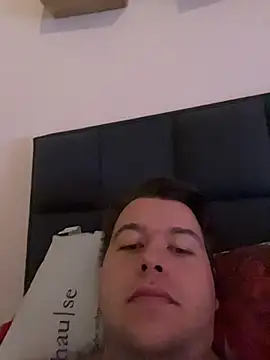 Snapshot of Lars2306 chatting on October 24, 9:30 am Lars2306 online show from October 24, 9:30 am