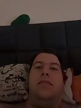 Snapshot of Lars2306 chatting on October 28, 10:58 am Lars2306 online show from October 28, 10:58 am