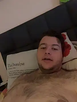 Snapshot of Lars2306 chatting on October 13, 8:38 am Lars2306 online show from October 13, 8:38 am