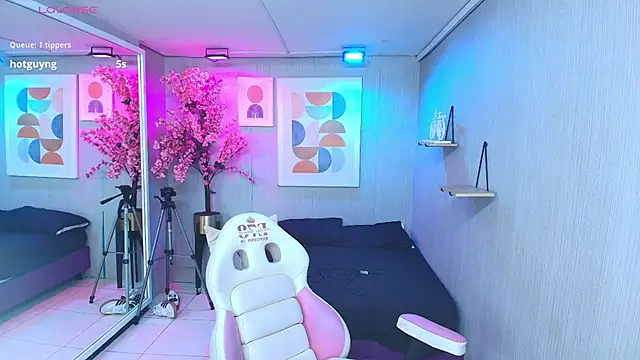 Snapshot of Maggy_t18 chatting on June 28, 3:07 pm Maggy t18 online show from June 28, 3:07 pm