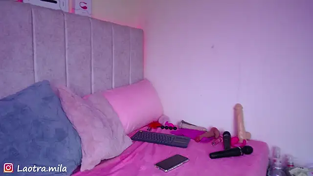 juliettaa 1 online show from October 9, 2:34 am