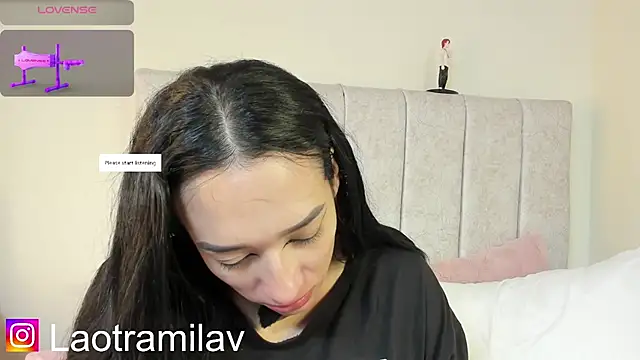 juliettaa 1 online show from June 12, 2:20 am