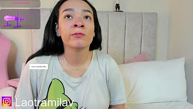 juliettaa 1 online show from July 1, 2:01 am