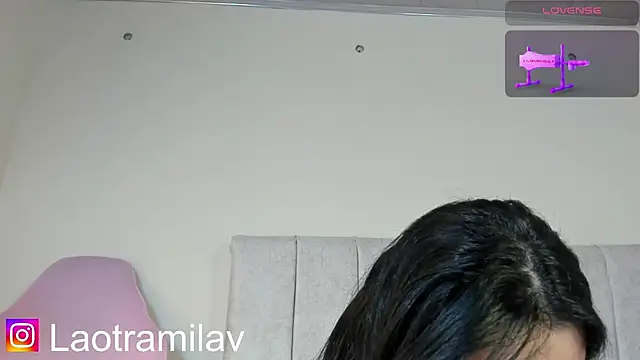 Snapshot of juliettaa_1 chatting on April 25, 12:02 am juliettaa 1 online show from April 25, 12:02 am