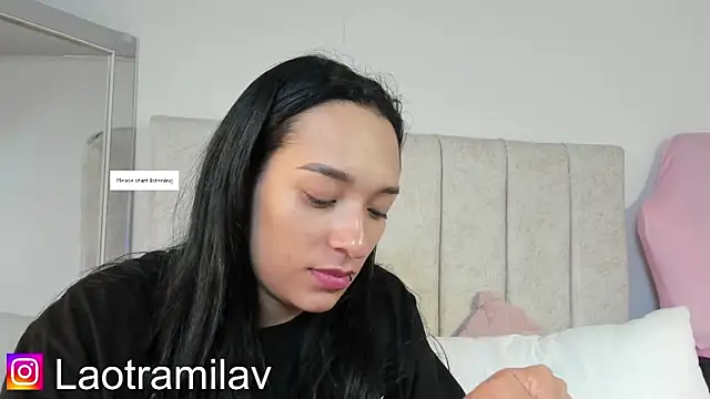 juliettaa 1 online show from April 1, 1:08 am