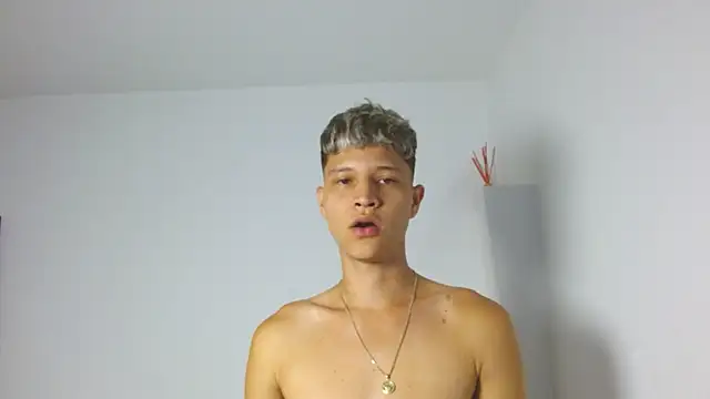 Twinkcock22 online show from June 15, 10:42 pm