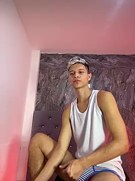 Twinkcock22 online show from February 25, 9:31 am