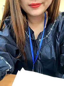 PhuongNhi21 online show from November 11, 1:11 am