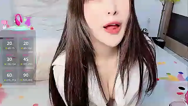 Snapshot of caomei2580 chatting on December 4, 2:49 pm caomei2580 online show from December 4, 2:49 pm