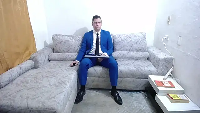 Victor Maitland online show from October 31, 7:54 pm