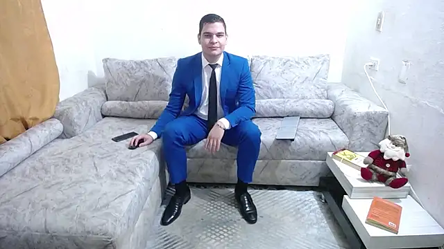 Snapshot of Victor_Maitland chatting on December 16, 8:46 pm Victor Maitland online show from December 16, 8:46 pm