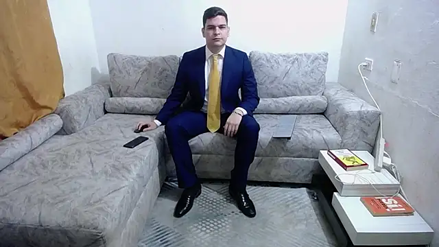 Snapshot of Victor_Maitland chatting on January 13, 3:43 am Victor Maitland online show from January 13, 3:43 am