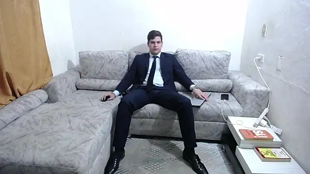 Victor Maitland online show from March 13, 3:55 am