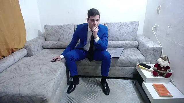 Snapshot of Victor_Maitland chatting on December 16, 3:44 am Victor Maitland online show from December 16, 3:44 am