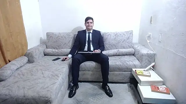 Victor Maitland online show from July 3, 3:57 am