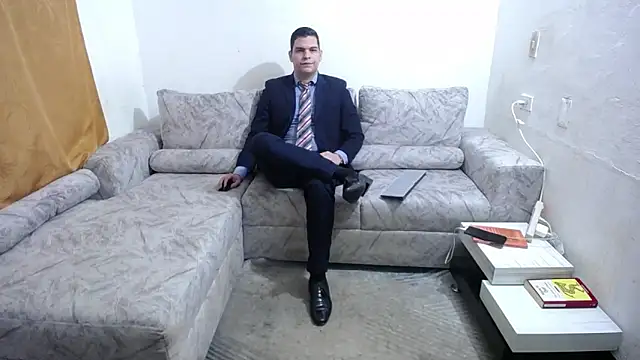 Victor Maitland online show from October 24, 7:57 pm