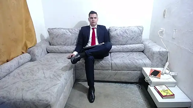 Victor Maitland online show from November 11, 3:34 am