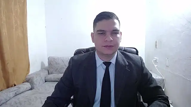 Snapshot of Victor_Maitland chatting on April 26, 7:55 pm Victor Maitland online show from April 26, 7:55 pm