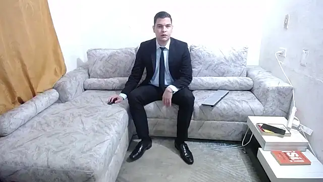 Victor Maitland online show from November 28, 7:58 pm