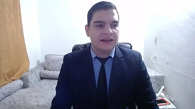 Victor Maitland online show from October 29, 8:30 pm