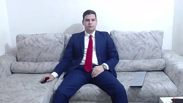 Snapshot of Victor_Maitland chatting on February 8, 8:28 pm Victor Maitland online show from February 8, 8:28 pm