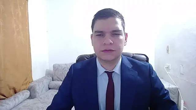 Victor Maitland online show from December 3, 8:08 pm