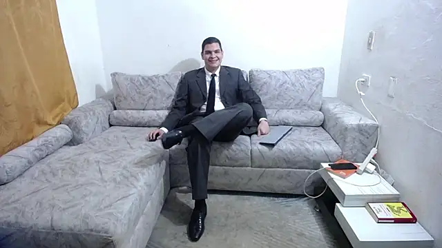 Victor Maitland online show from October 24, 3:38 am