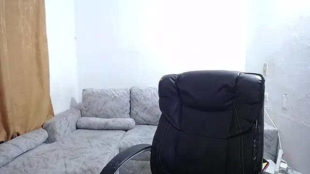 Snapshot of Victor_Maitland chatting on February 24, 8:21 pm Victor Maitland online show from February 24, 8:21 pm