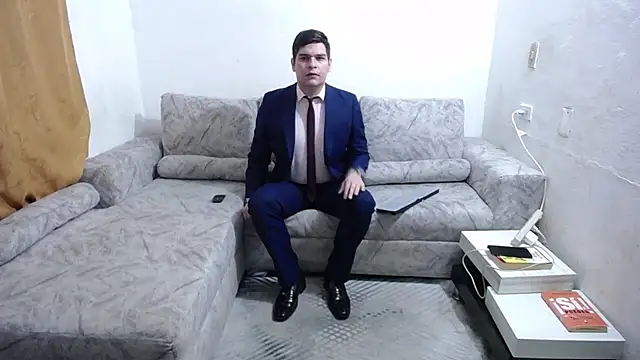 Victor Maitland online show from July 11, 3:40 am