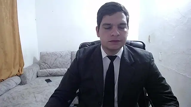 Victor Maitland online show from March 4, 3:47 am