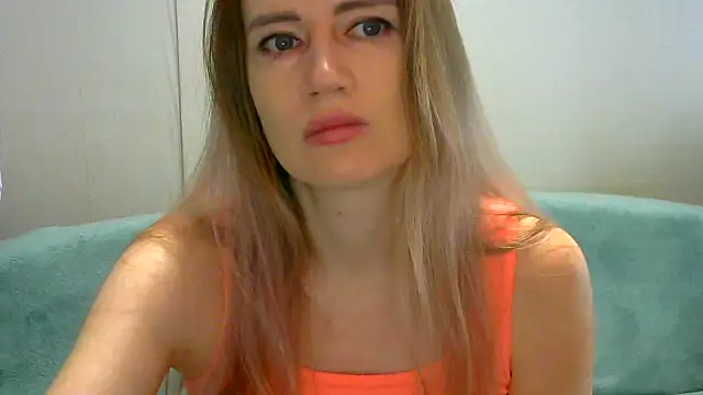 JessFoxxx online show from March 24, 3:50 am