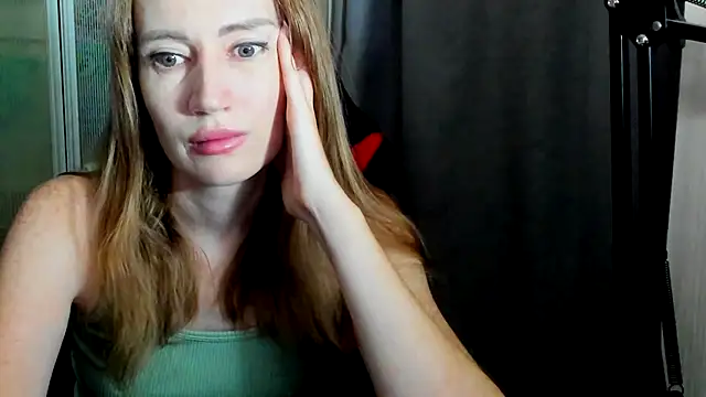 JessFoxxx online show from July 10, 2:11 am