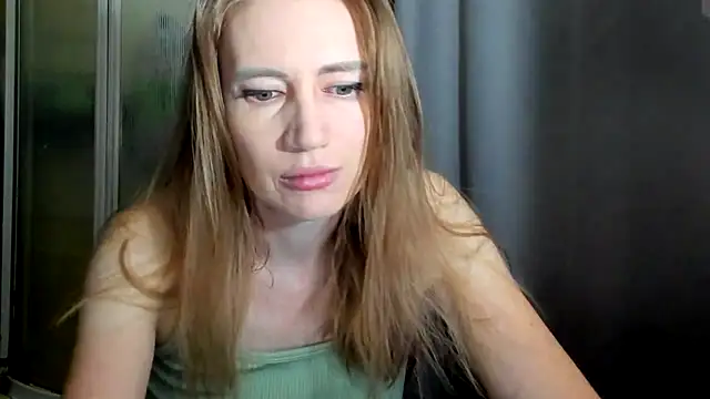 JessFoxxx online show from May 28, 2:08 am