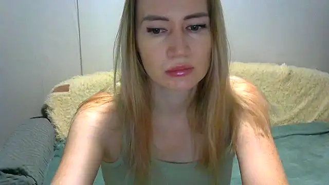 JessFoxxx online show from October 1, 3:55 am